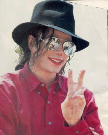 http://www.mjsite.com/fans/images/pictures/mjj23.jpg