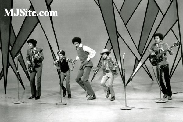 The Jackson 5 Performing